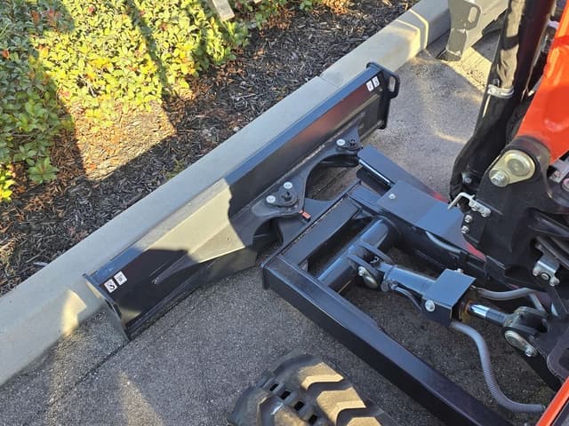 Image of Kubota KX033-4 equipment image 2