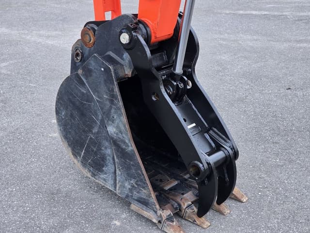 Image of Kubota KX057-5 equipment image 2
