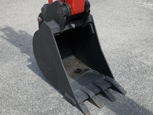 Image of Kubota KX057-5 equipment image 4