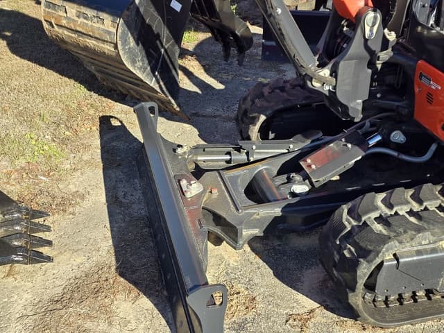 Image of Kubota KX057-5 equipment image 3