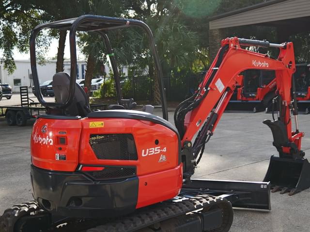Image of Kubota U35-4 equipment image 3