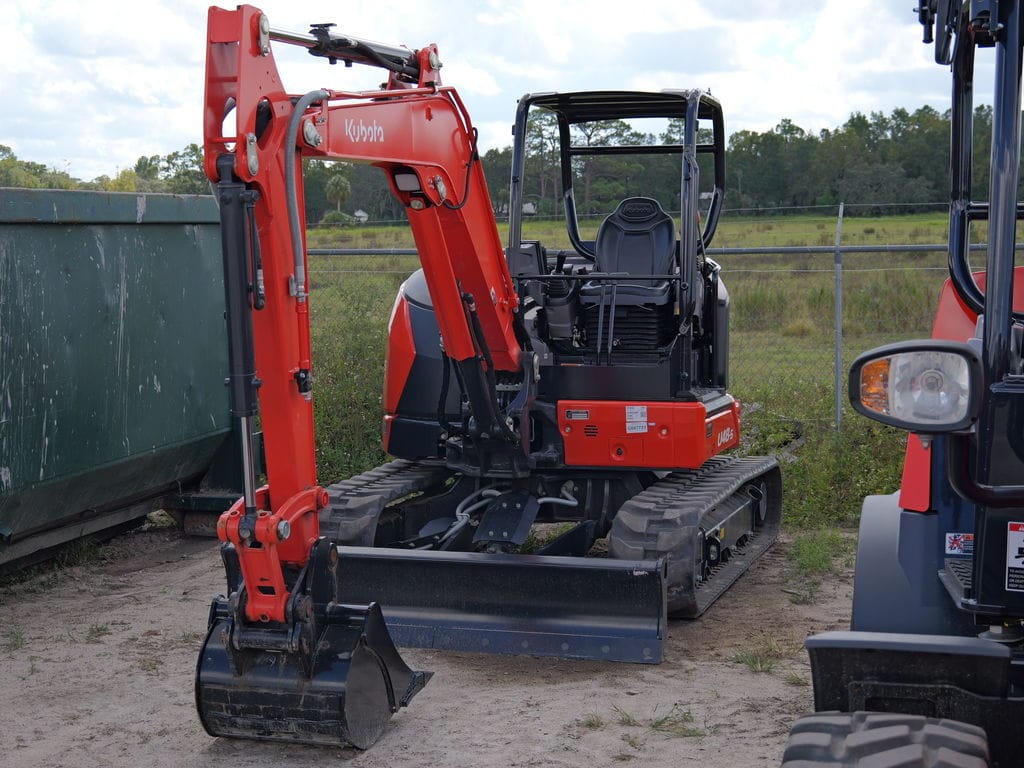 Kubota U48-5 Equipment Image0