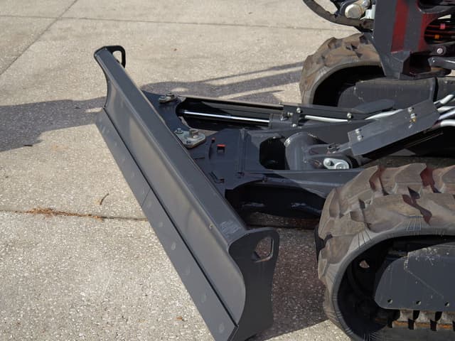 Image of Kubota U48-5 equipment image 4