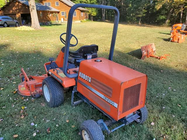 Image of Kubota F2100 equipment image 3