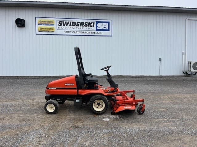Image of Kubota F2560 equipment image 1