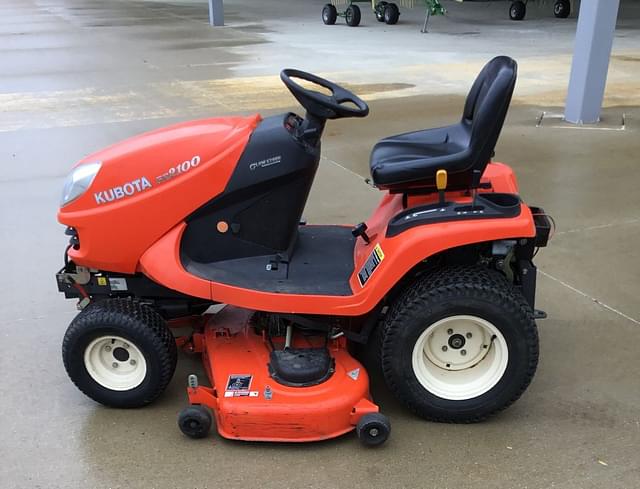 Image of Kubota GR2100 equipment image 3