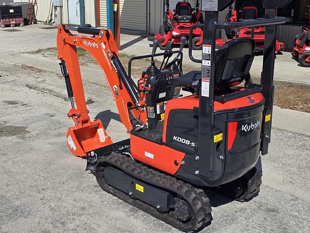 Image of Kubota K008-5 equipment image 3