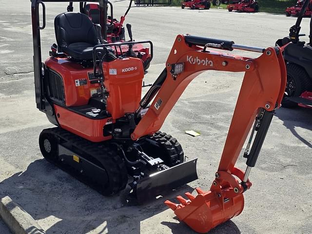 Image of Kubota K008-5 equipment image 1