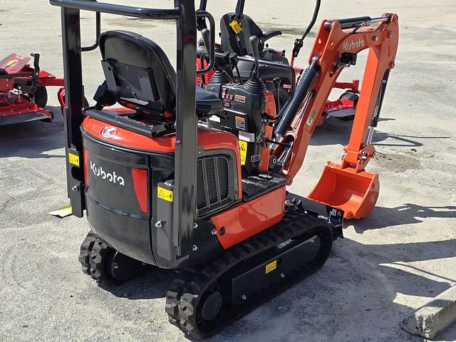 Image of Kubota K008-5 equipment image 2