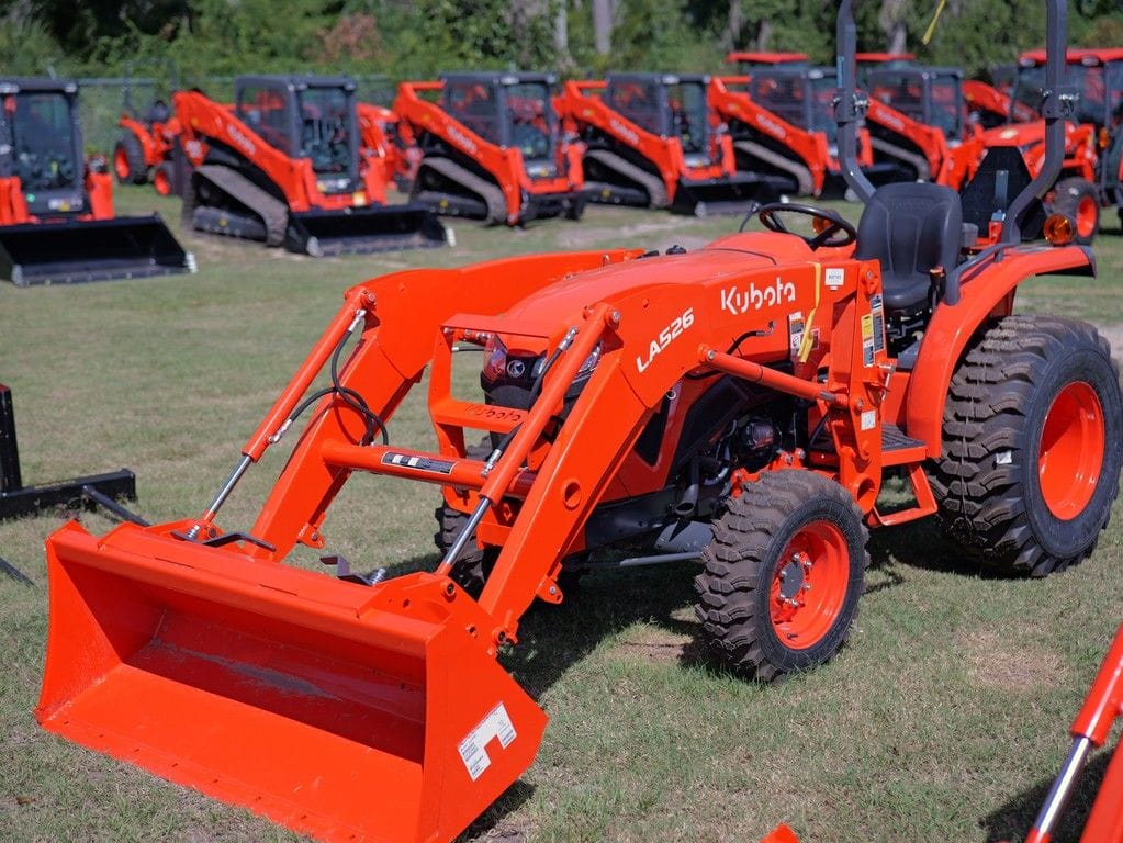 Kubota L2502 Equipment Image0