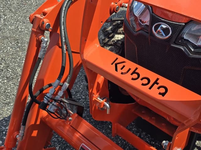 Image of Kubota L2502 equipment image 2