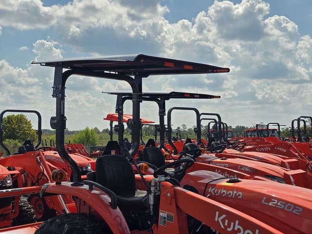 Image of Kubota L2502 equipment image 1