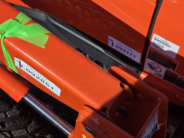 Image of Kubota L2502HST equipment image 4