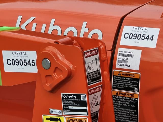Image of Kubota L3902 equipment image 4