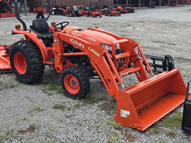 Image of Kubota L3902HST equipment image 1