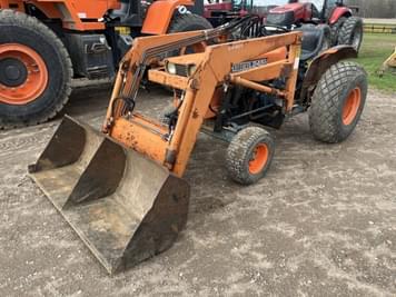 Main image Kubota L245