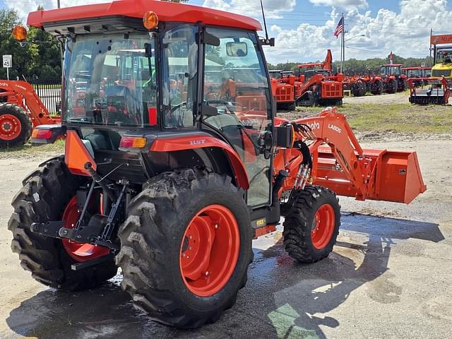 Image of Kubota L3560HSTC-LE equipment image 2