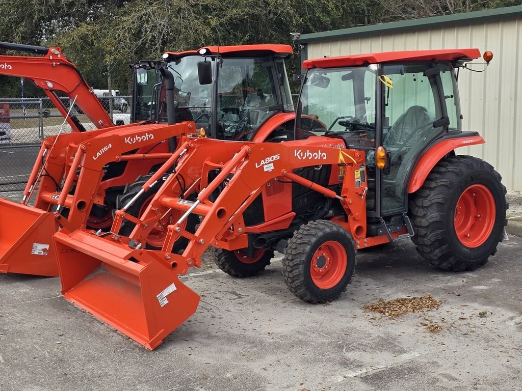 2025 Kubota L4060 Equipment Image0
