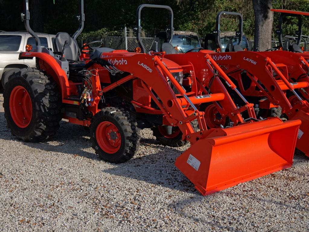 2025 Kubota L4060 Equipment Image0