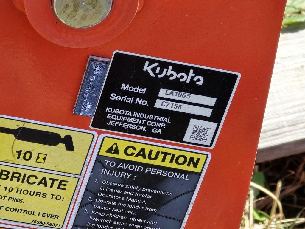 Image of Kubota LA1065 Image 1