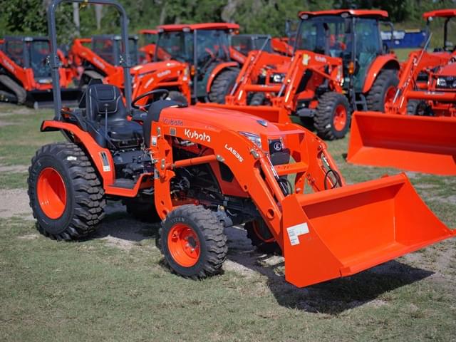 Image of Kubota LX2620 equipment image 1