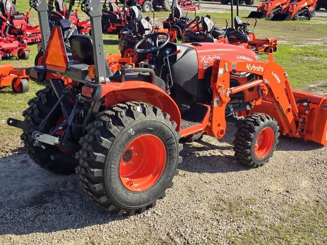 Image of Kubota LX2620 equipment image 1