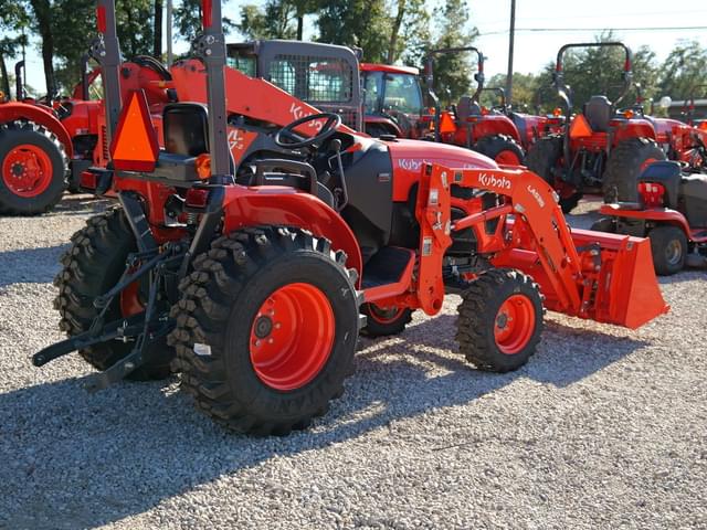 Image of Kubota LX2620 equipment image 2