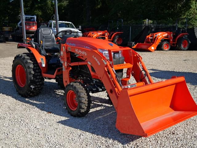 Image of Kubota LX2620 equipment image 1