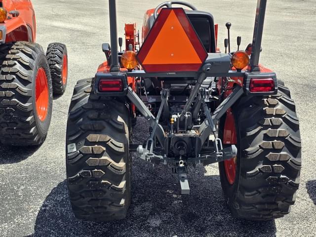 Image of Kubota LX2620 equipment image 2