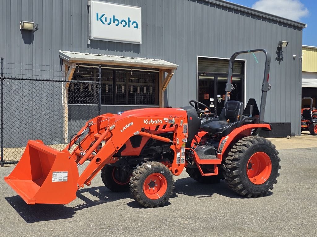 2025 Kubota LX2620 Equipment Image0