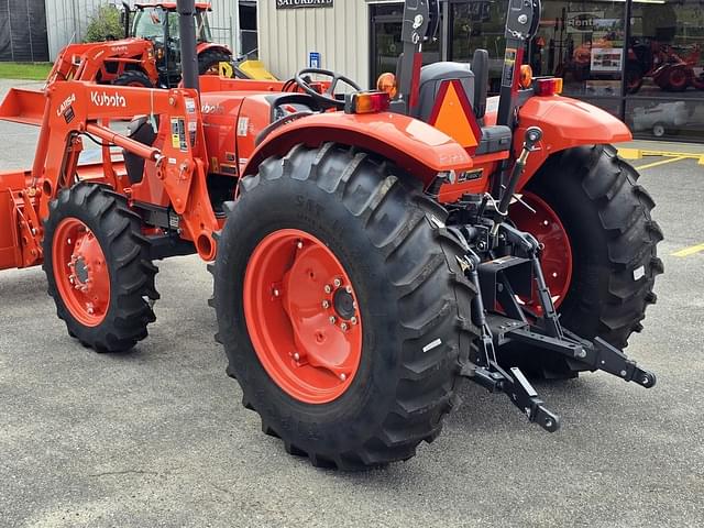 Image of Kubota M6060 equipment image 3