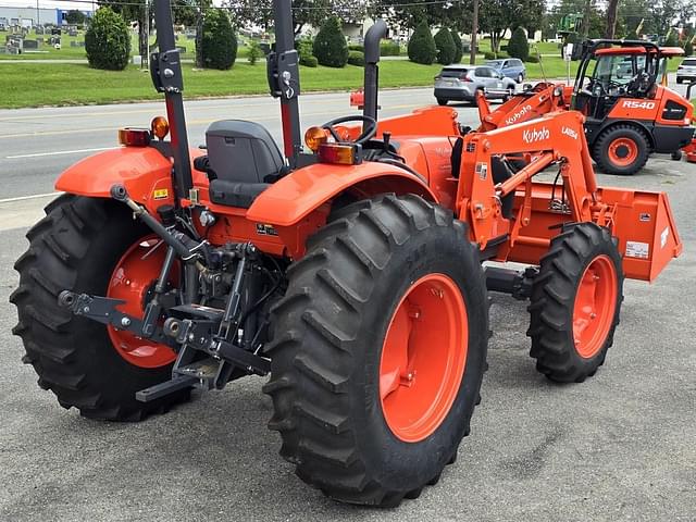 Image of Kubota M6060 equipment image 2