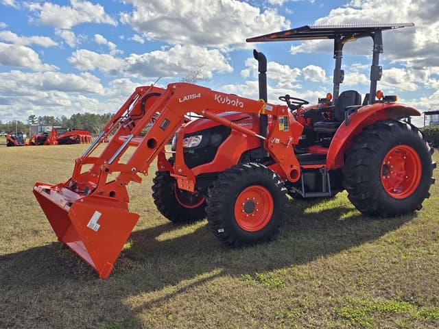 Image of Kubota M6060 equipment image 1