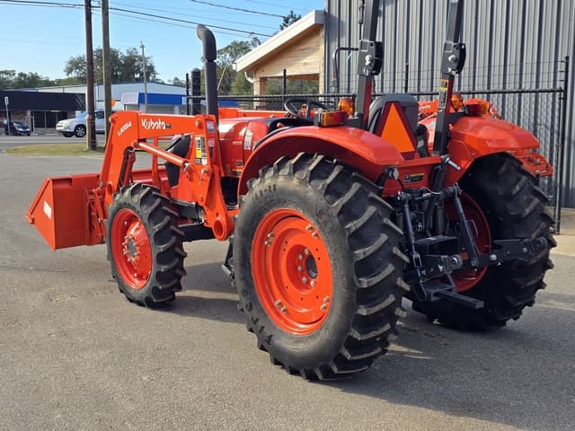 Image of Kubota M6060 equipment image 2