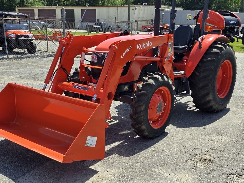 2024 Kubota M7060 Equipment Image0