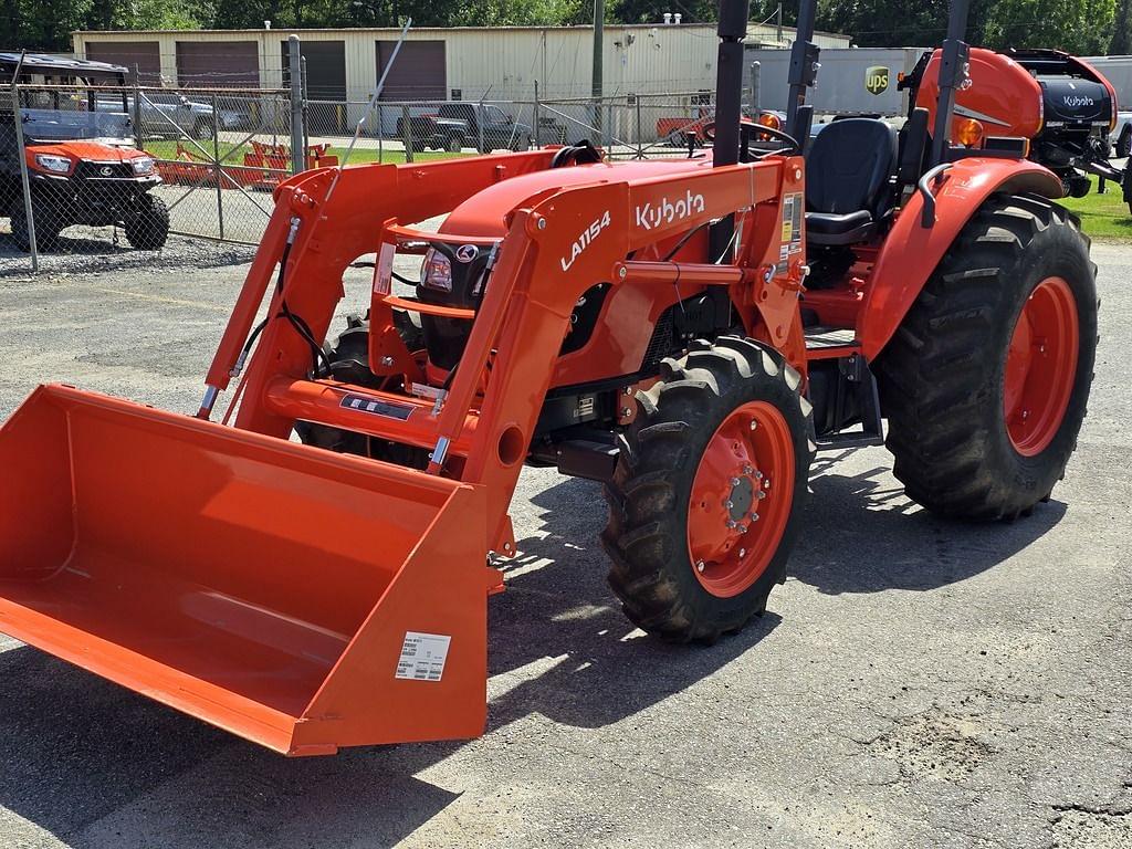 Image of Kubota M7060 Primary image