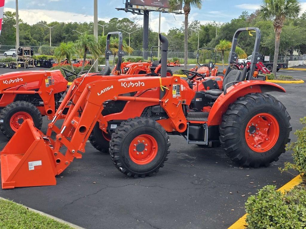 Image of Kubota M7060 Image 0