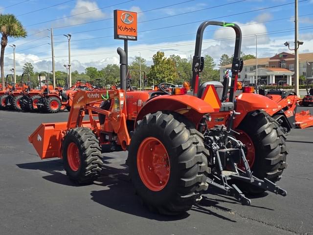 Image of Kubota M7060 equipment image 2