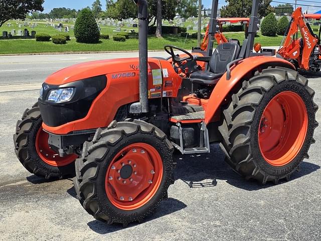 Image of Kubota M7060 equipment image 1