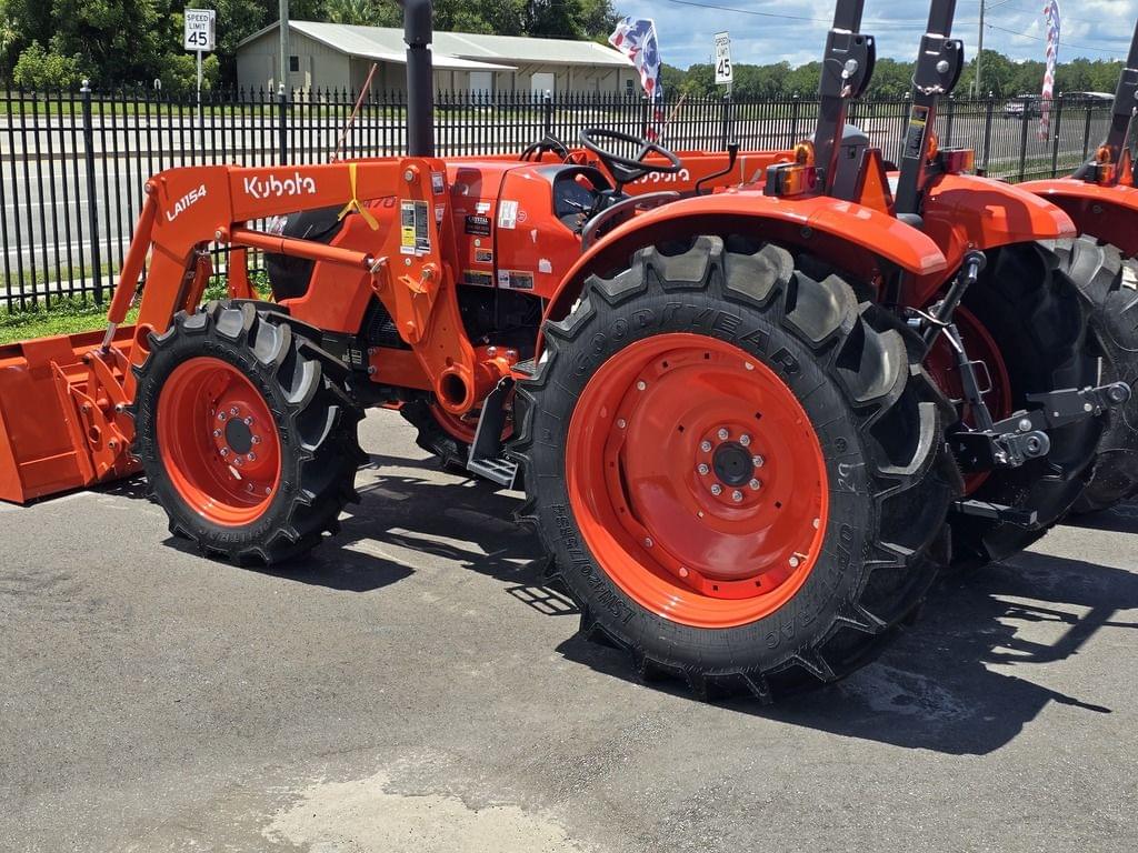 Image of Kubota M7060 Image 1