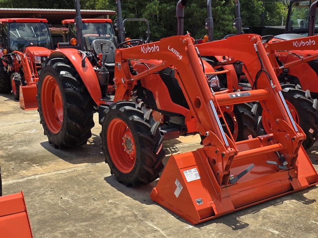2024 Kubota M7060 Equipment Image0