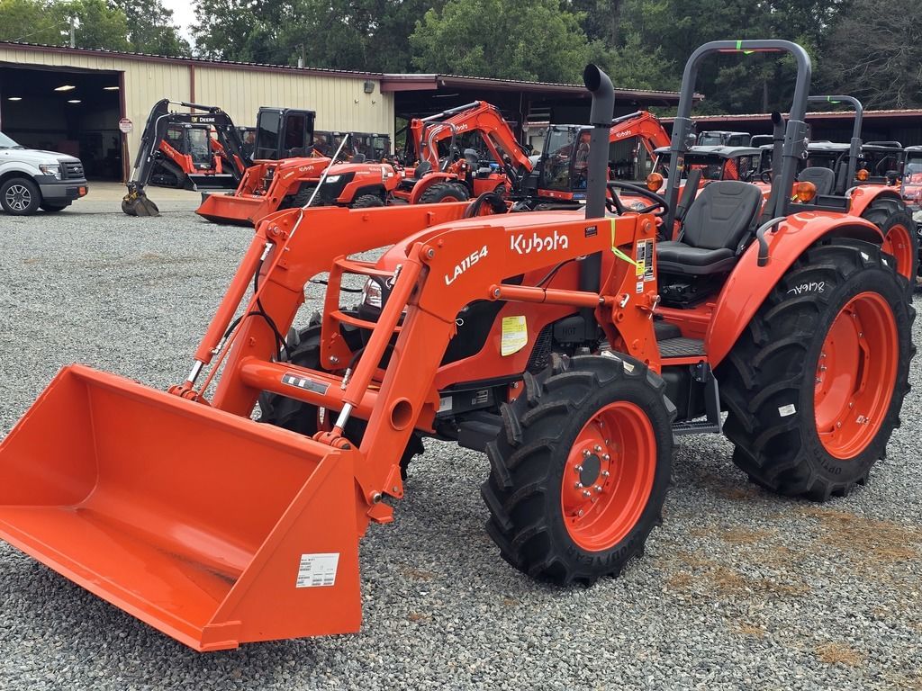 2024 Kubota M7060 Equipment Image0