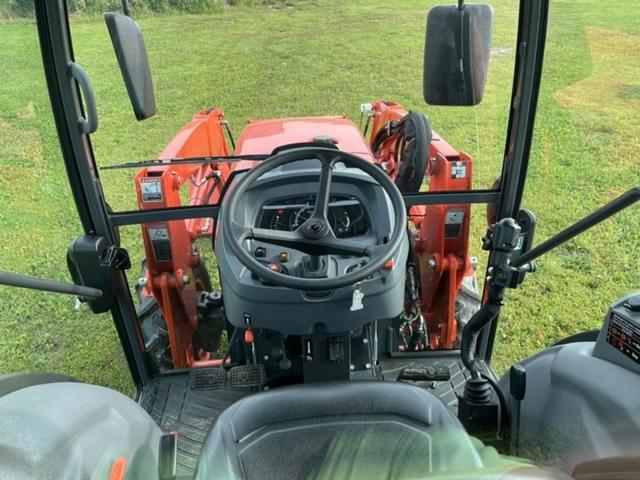 Image of Kubota MX5400 equipment image 4
