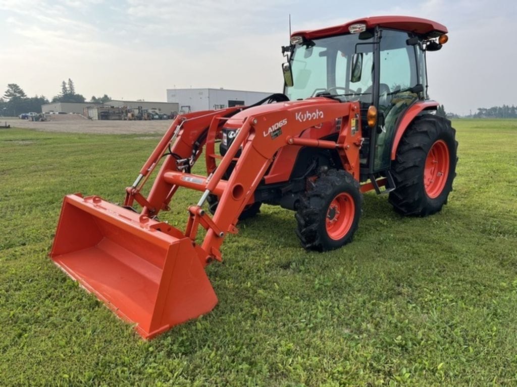 2020 Kubota MX5400 Equipment Image0