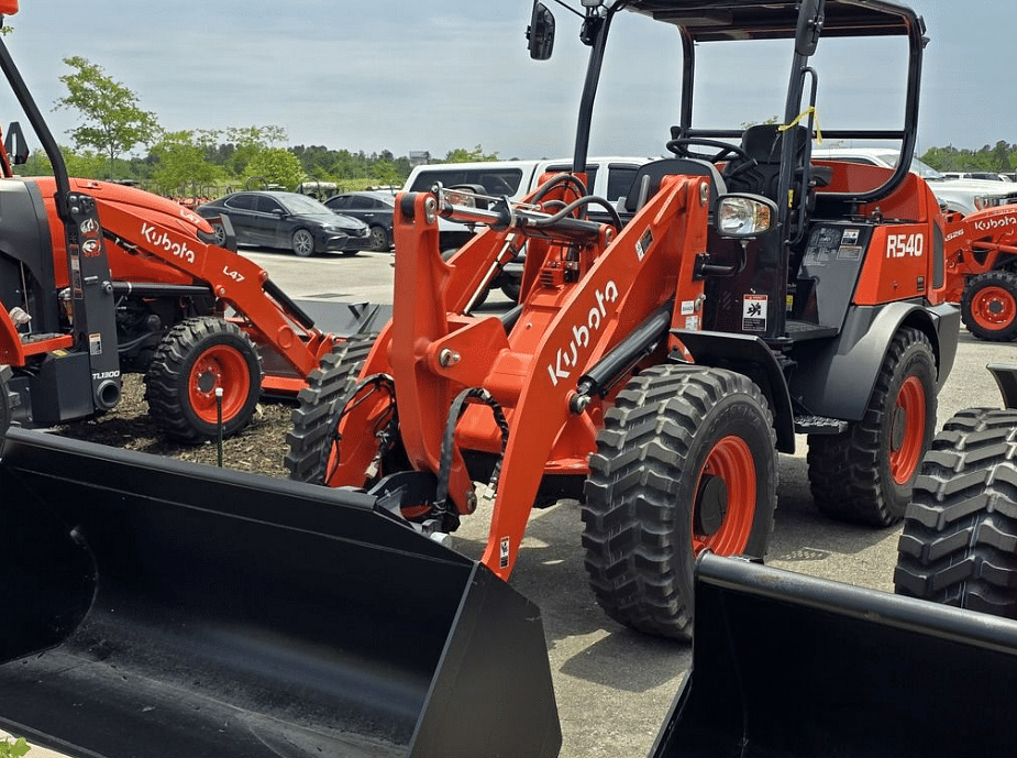 Image of Kubota R540 Image 0
