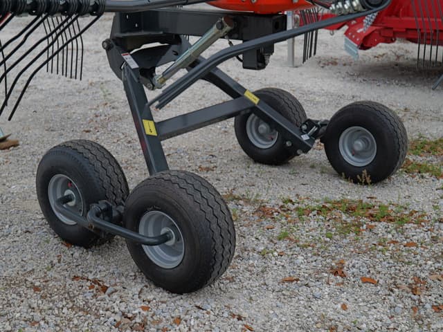 Image of Kubota RA1042T equipment image 3