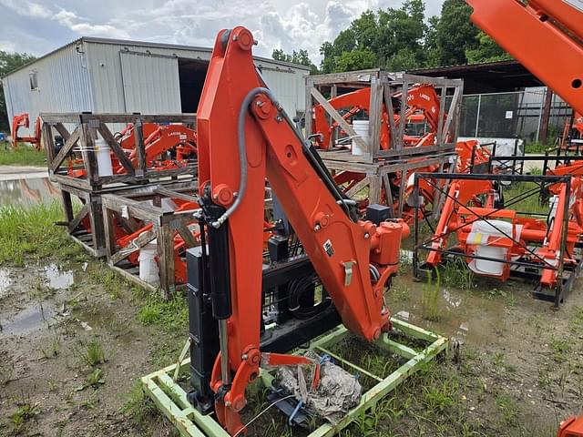 Image of Kubota Backhoe equipment image 2