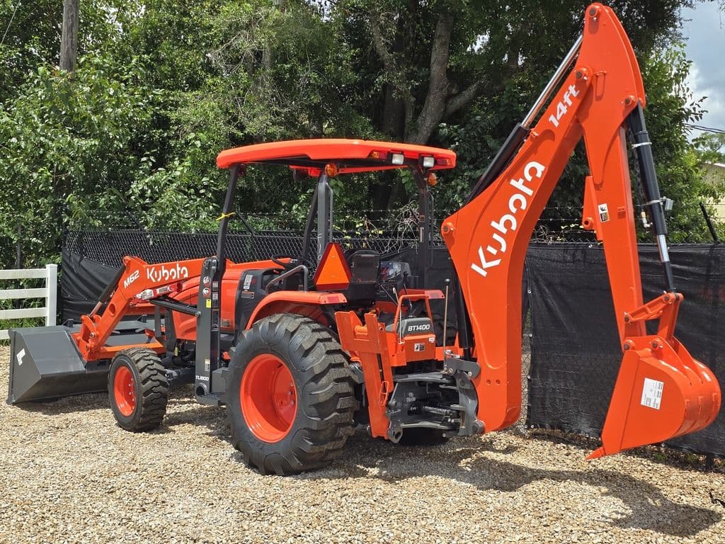 Image of Kubota M62 Image 1