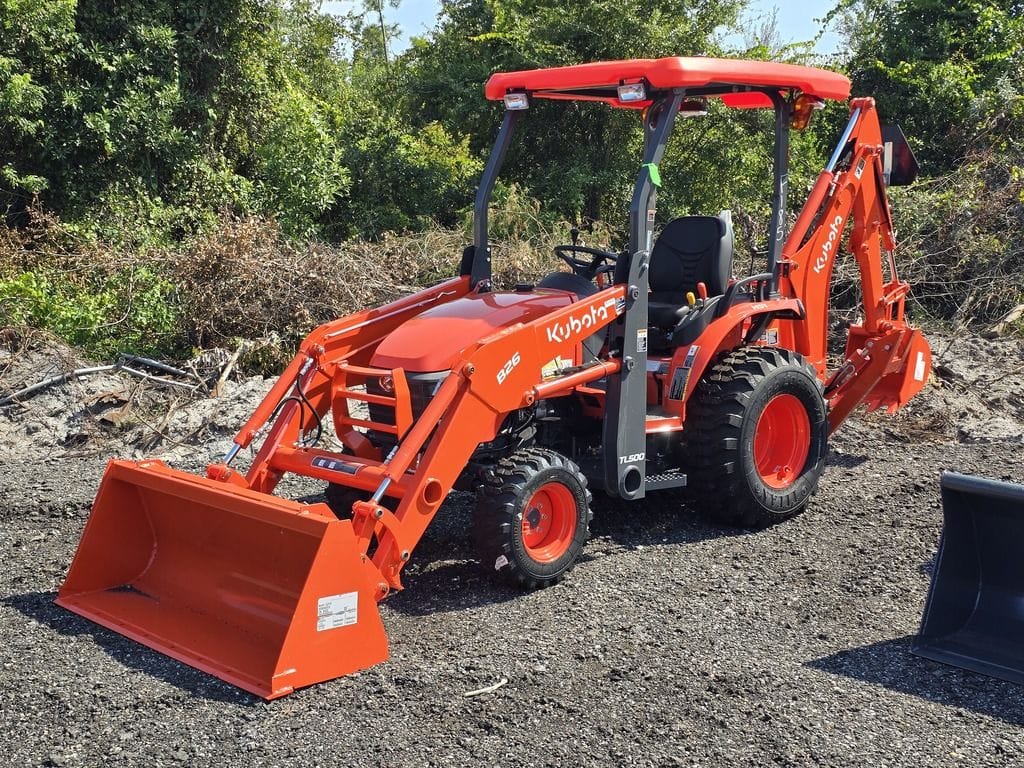 Kubota B26 Equipment Image0