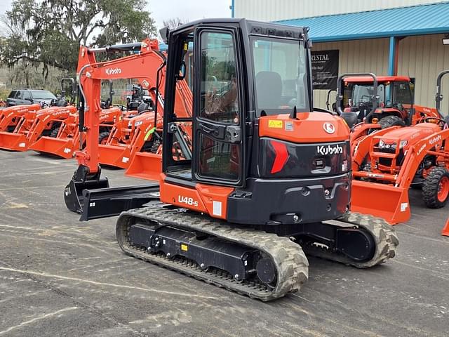 Image of Kubota U48-5 equipment image 3